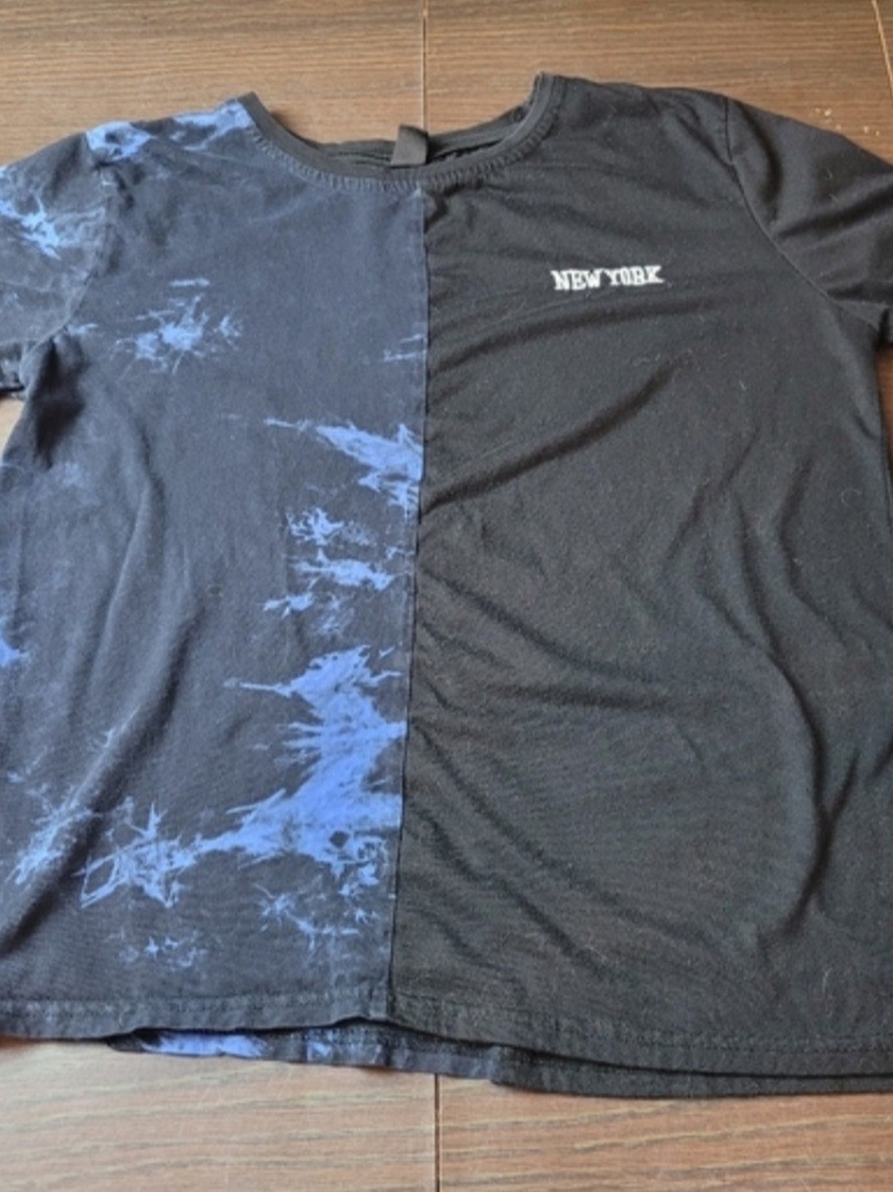 Romwe NEW YORK Split Black & Blue Tie-Dye Tee